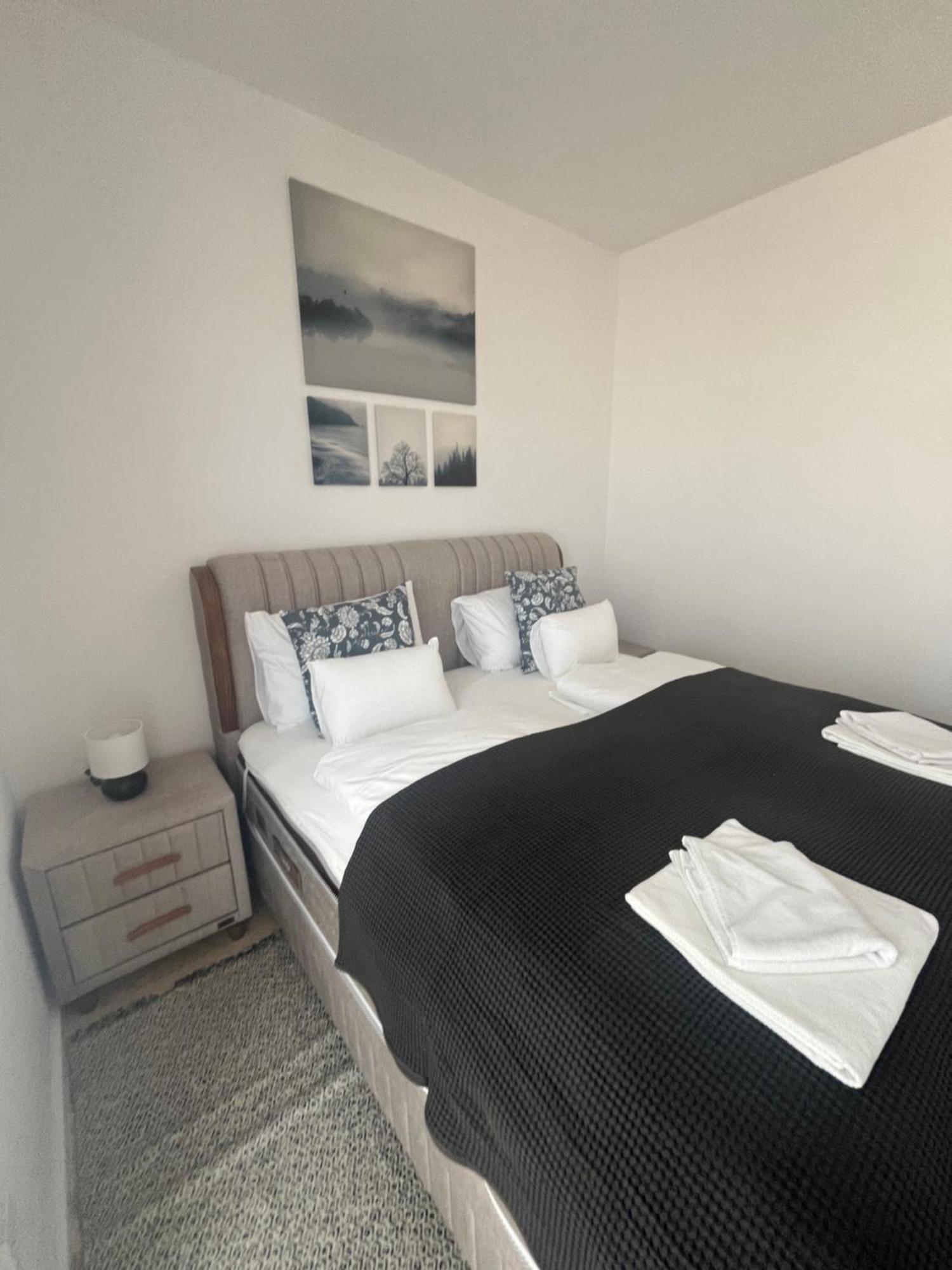 Waterfront City Apartments By Urbanrent Budapest Extérieur photo