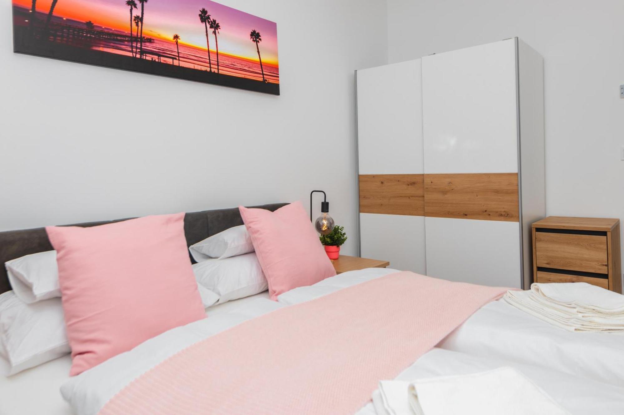 Waterfront City Apartments By Urbanrent Budapest Extérieur photo